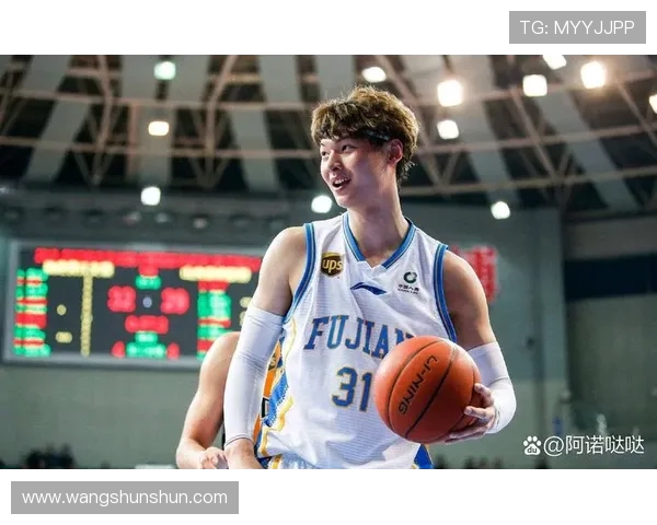 武汉篮球队在邀请赛中以85分稳居积分榜首位引发关注 武汉篮球队在邀请赛中以85分稳居积分榜首位引发关注