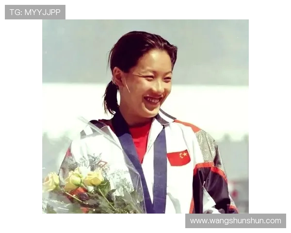 伏明霞：从跳水皇后到传奇教练的华丽蜕变与人生智慧